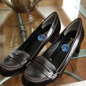 MaxStudio Women’s shoes size 7.5